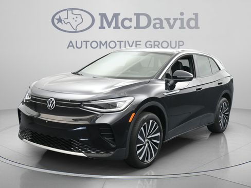 Used 2023 Volkswagen ID.4 Pro S Plus AWD/4WD image 4