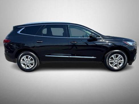 Used 2021 Buick Enclave Essence image 5