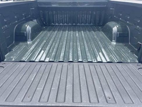 Used 2025 Chevrolet Silverado 1500 LT AWD/4WD image 12