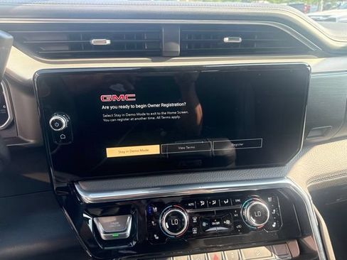 New 2026 GMC Sierra 2500 Denali w/ Denali Reserve Package AWD/4WD image 21