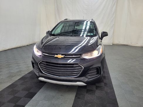 Used 2020 Chevrolet Trax LT w/ LT Convenience Package AWD/4WD image 15