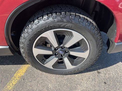 Used 2018 Subaru Forester 2.5i Premium AWD/4WD image 9