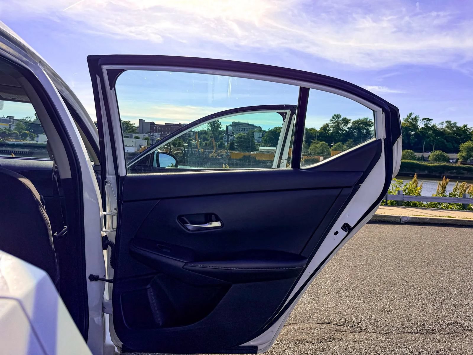 Used 2023 Nissan Sentra SV FWD image 12