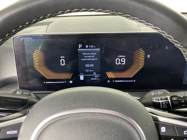 Used 2025 Kia Sorento S FWD image 21