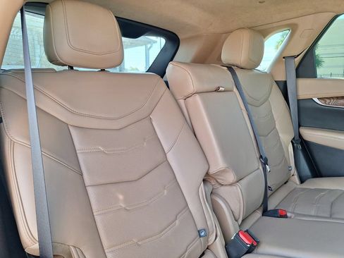 Certified 2023 Cadillac XT5 Premium Luxury w/ Platinum Package FWD image 33