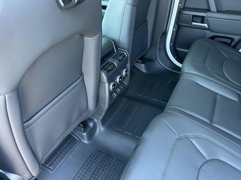 New 2026 Land Rover Defender 110 S AWD/4WD image 28