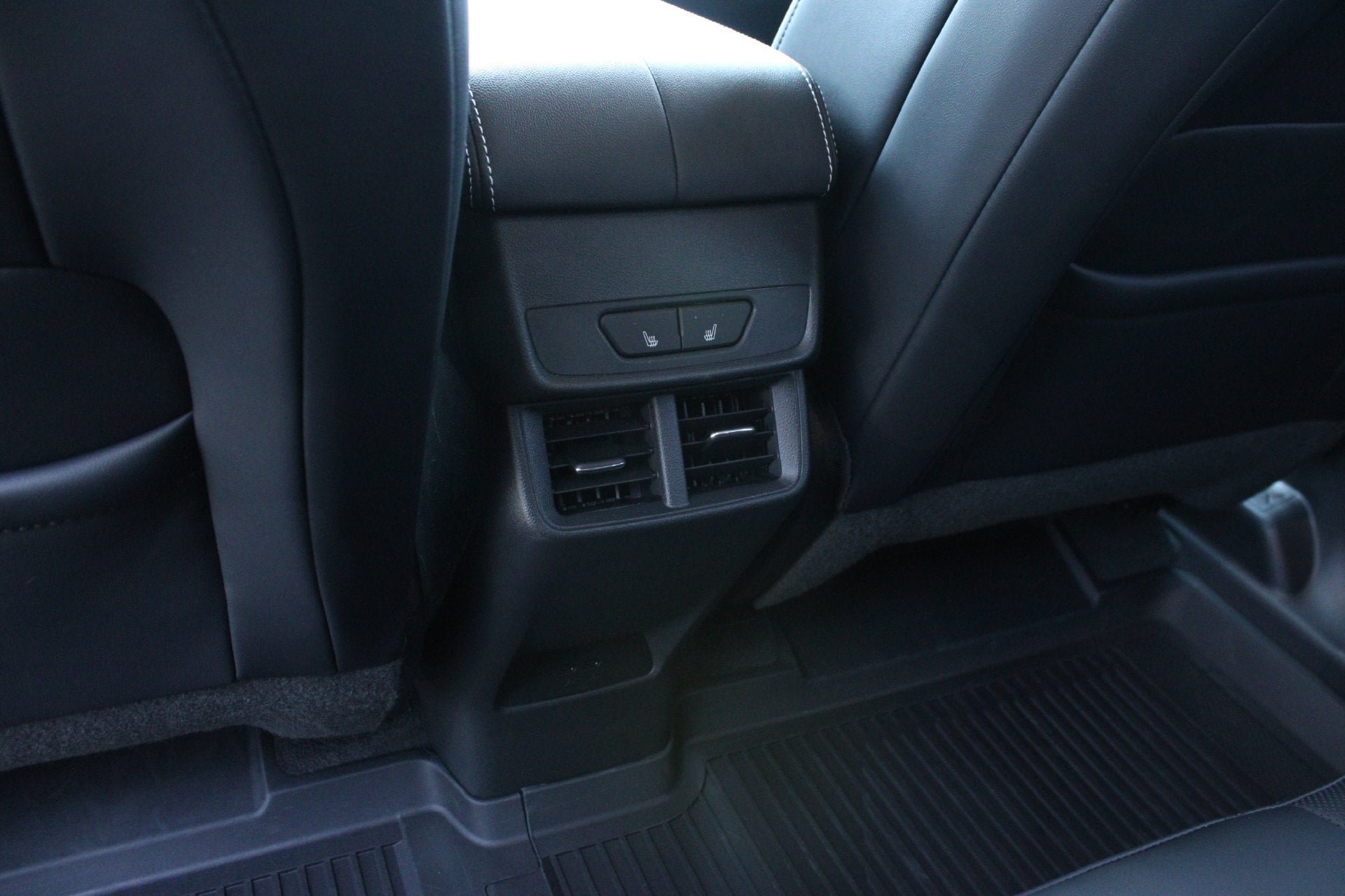Used 2026 GMC Terrain Denali w/ LPO, Floor Liner Package AWD/4WD image 19