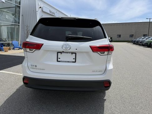 Used 2019 Toyota Highlander XLE image 4
