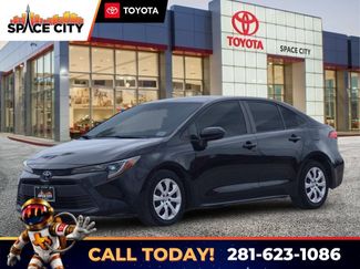 Used 2024 Toyota Corolla LE FWD video 1