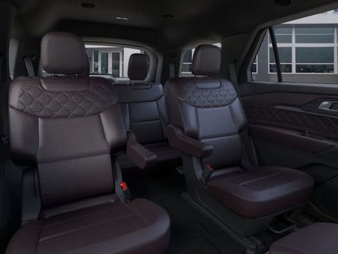 New 2026 Ford Explorer Platinum w/ LUX Leather Package AWD/4WD image 11