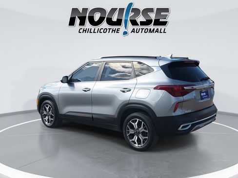 Used 2023 Kia Seltos EX AWD/4WD image 6