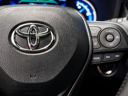 Used 2024 Toyota RAV4 XSE AWD/4WD image 15