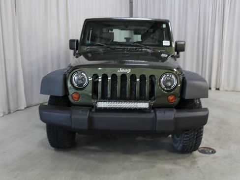 Used 2009 Jeep Wrangler X AWD/4WD image 32