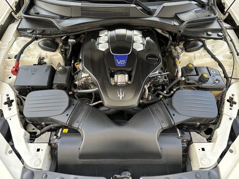 Used 2014 Maserati Ghibli S Q4 image 32