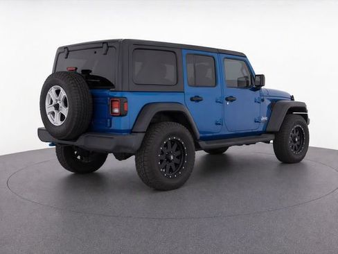 Used 2019 Jeep Wrangler Unlimited Sport S AWD/4WD image 3