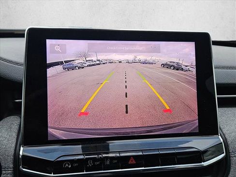 Used 2022 Jeep Compass Latitude image 15