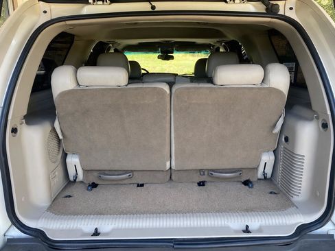 Used 2003 Cadillac Escalade 2WD image 39