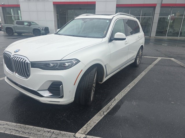 Used 2020 BMW X7 xDrive40i w/ Premium Package AWD/4WD image 2