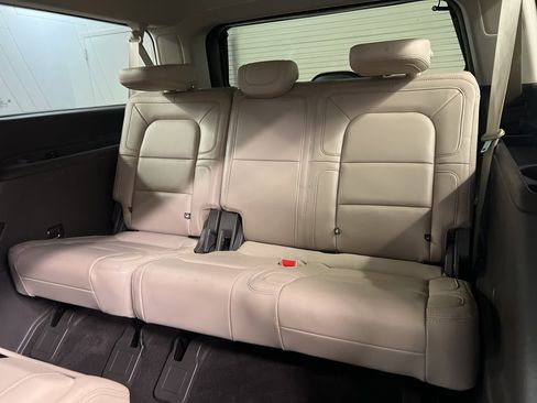 Certified 2022 Lincoln Navigator L Reserve image 29