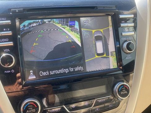 Used 2016 Nissan Murano Platinum w/ Platinum Technology Package image 18