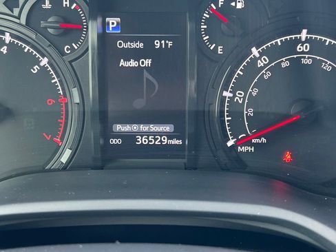 Used 2024 Toyota 4Runner SR5 Premium w/ Moonroof Package RWD image 35