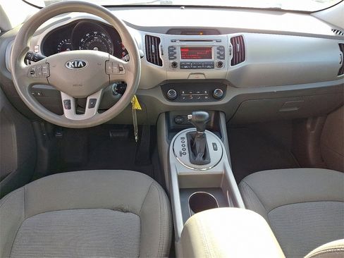 Used 2016 Kia Sportage LX image 15