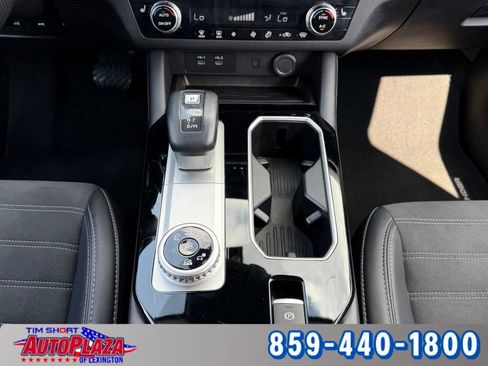 Used 2025 Mitsubishi Outlander SE AWD/4WD image 16
