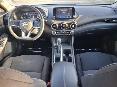 Used 2024 Nissan Sentra SV FWD image 15