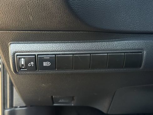 Used 2024 Toyota Corolla LE FWD image 22