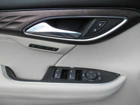Used 2023 Buick Envision Avenir FWD image 20