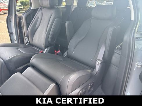 Certified 2025 Kia Carnival SX Prestige image 20