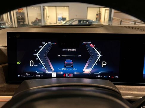 Used 2024 BMW X7 xDrive40i w/ M Sport Package image 13