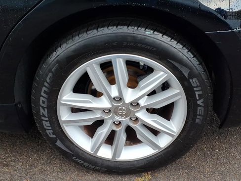 Used 2014 Toyota Avalon XLE Premium FWD image 8