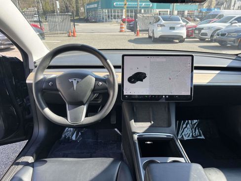 Used 2021 Tesla Model 3 Standard Range Plus RWD image 13