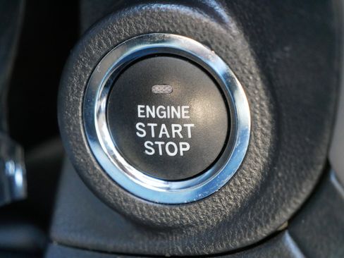 Used 2025 Subaru Outback Onyx Edition image 29