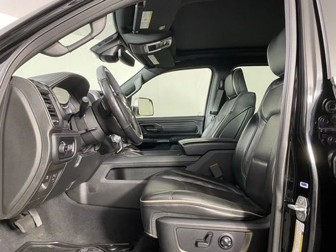 Used 2019 RAM 1500 Limited image 12