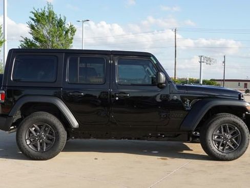 New 2026 Jeep Wrangler Unlimited Sport AWD/4WD image 10