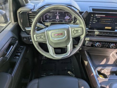 Used 2024 GMC Sierra 2500 SLT w/ SLT Premium Package image 14