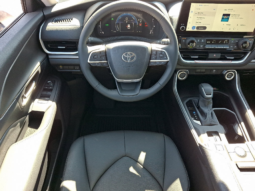 New 2026 Toyota Grand Highlander XLE FWD image 9