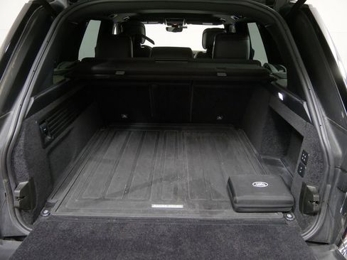 Used 2022 Land Rover Range Rover Westminster Edition image 5