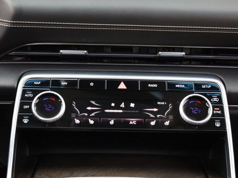 Used 2022 Genesis GV80 3.5T w/ Advanced Package 06 image 40