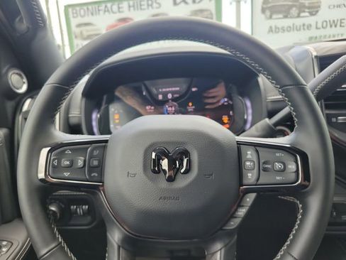 New 2026 RAM 2500 Limited AWD/4WD image 17
