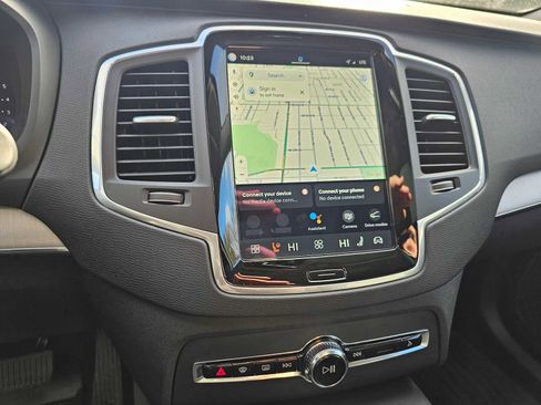 Used 2024 Volvo XC90 B5 Core w/ Protection Package Premier image 30