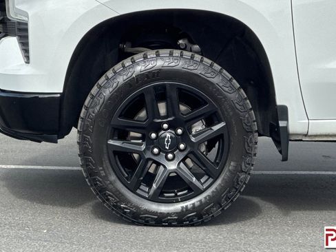 Certified 2023 Chevrolet Silverado 1500 LT Trail Boss w/ LPO, Dark Essentials Package AWD/4WD image 31
