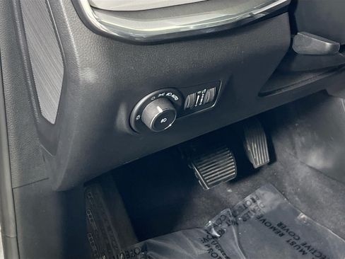 Used 2022 Jeep Compass Limited AWD/4WD image 10