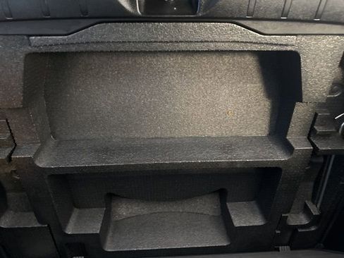 Used 2018 Subaru Forester 2.5i Touring image 6