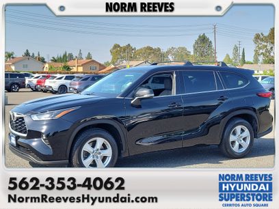 Used 2021 Toyota Highlander LE
