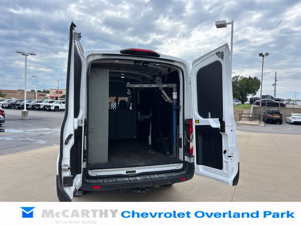 Used 2025 Ford Transit 250 148 Medium Roof Extended AWD w/ Load Area Protection Package image 14