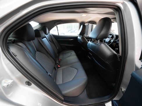 Used 2024 Toyota Camry SE image 24