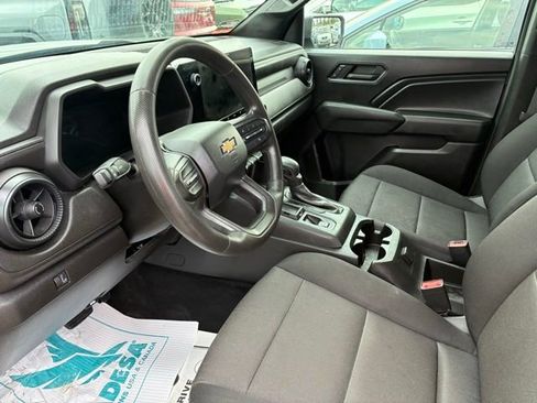 Used 2023 Chevrolet Colorado W/T image 4